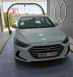 هیوندای ئەلەنترا